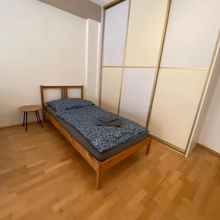 Domus Apartment *