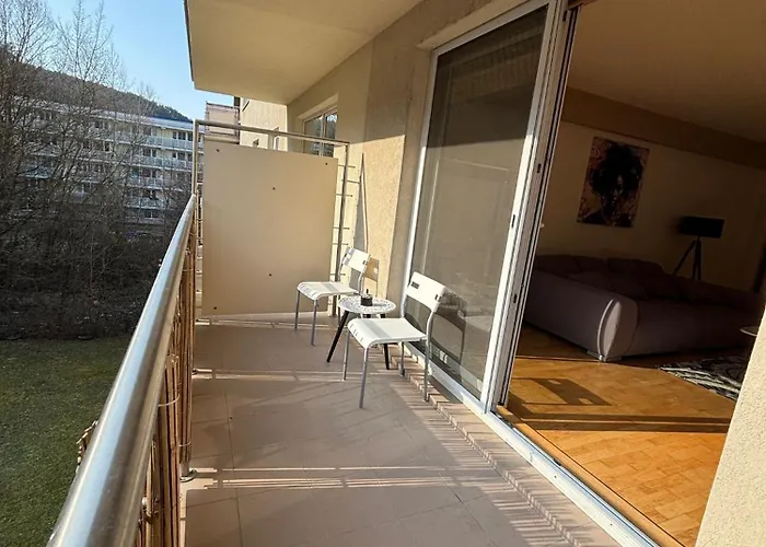 Domus Apartment *